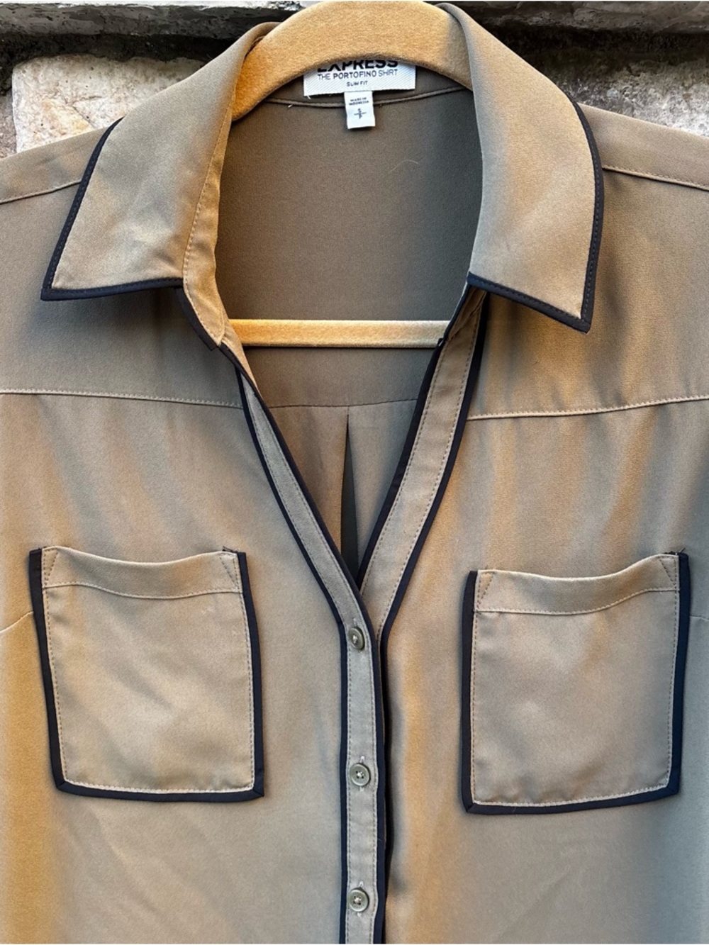 EXPRESS The Portofino Shirt Slim Fit Khaki Black Blouse Size Small - Picture 2 of 8